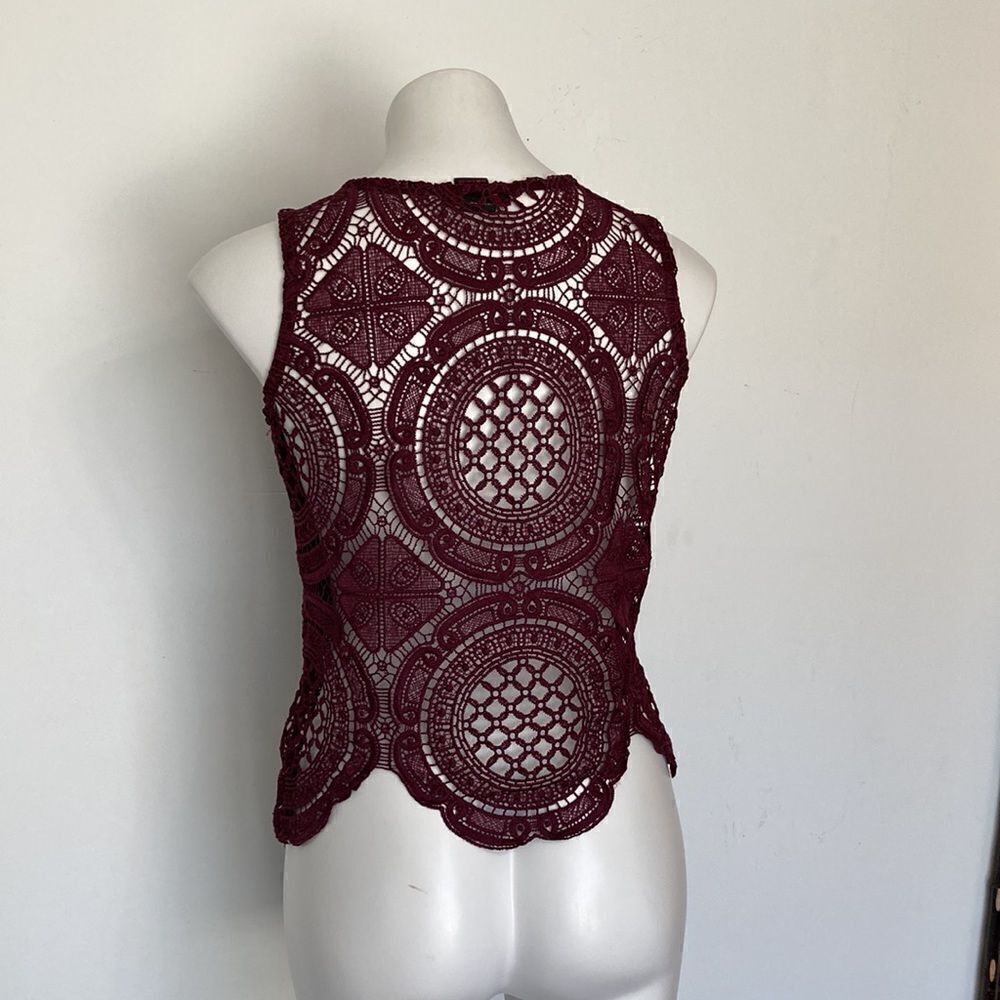 It’s pink top   - Picture 9 of 10